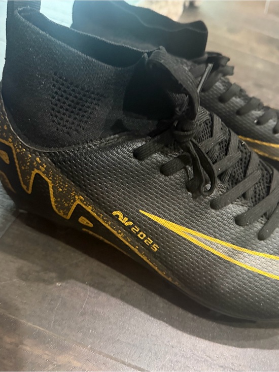 Other - Men's Black & Gold Football Cleats - Performance Soccer Shoes
